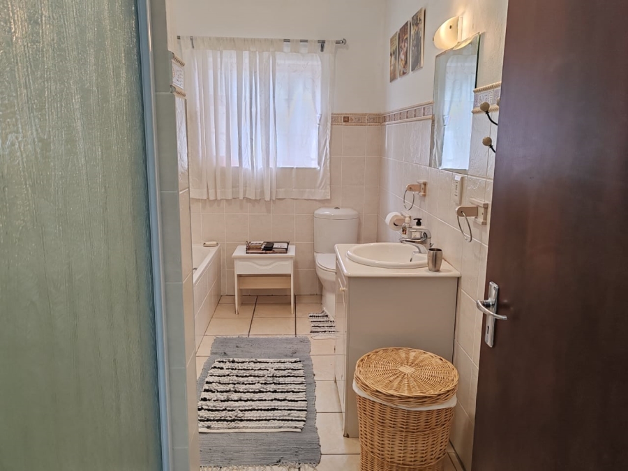 4 Bedroom Property for Sale in Klein Berlyn Western Cape